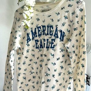 REAL American eagle long sleeve shirt!!🤍💚💙